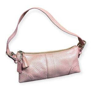 Coach 5052 Pink Shoulder Bag Hamptons Pebbled Leather Demi Baguette Vintage Y2K